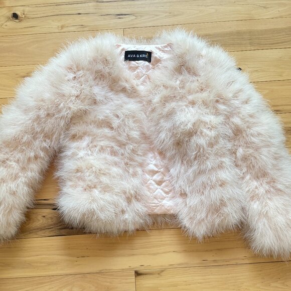 NWOT Ava & Kris Blake Down Feather Jacket White Fluffy Fur Shag Mongolian Coat - Picture 5 of 11